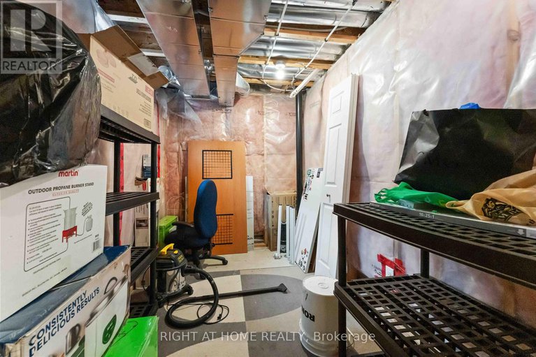 29253967/364-moffatt-pond-court/cedargrovefraserdale/ottawa/ontario/K2J0C7_28