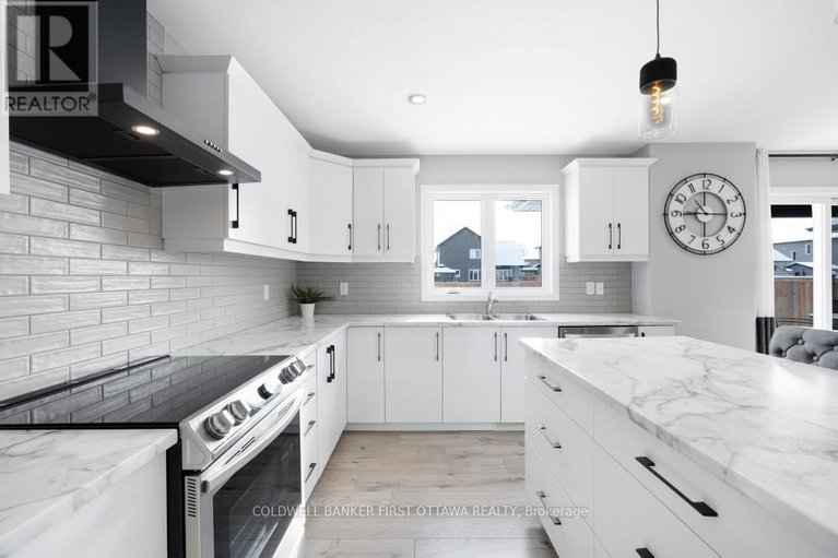 29334532/277-moisson-street/embrun/russell/ontario/K0A1W0_15