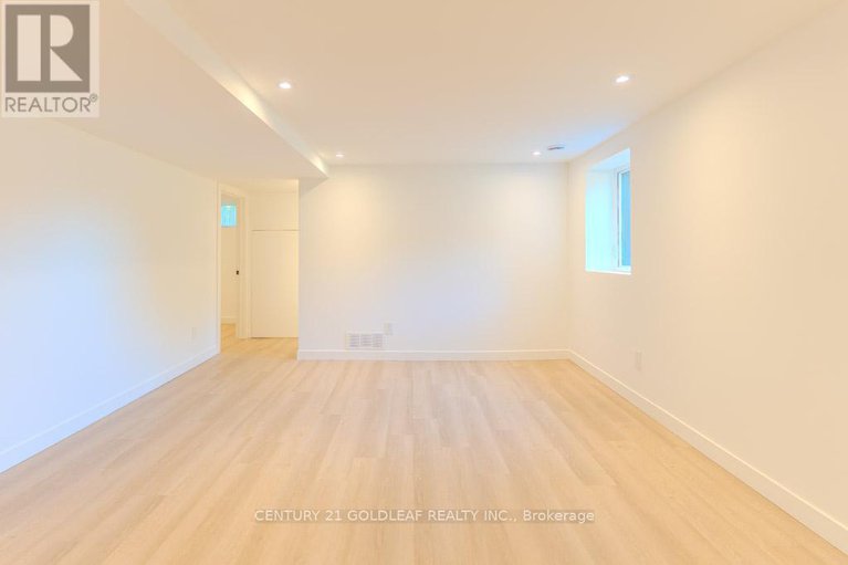 29088434/29-crownhill-street/beacon-hill-south/ottawa/ontario/K1J7K3_38