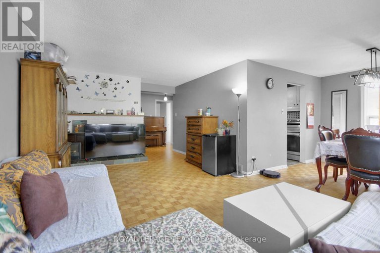 28494304/52-bowhill-avenue/borden-farmstewart-farmcarleton-heightsparkwood-hills/ottawa/ontario/K2E6S7_14