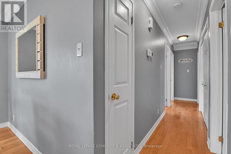 28381416/91-haramis-drive/renfrew/renfrew/ontario/K7V4M4_12