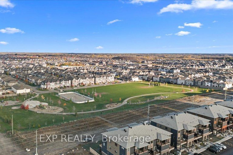 29075460/110-parnian-private/half-moon-bay/ottawa/ontario/K2J4H7_34