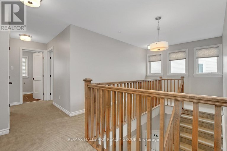 28598405/594-baie-des-castors-street/camelot/ottawa/ontario/K4A1E8_18