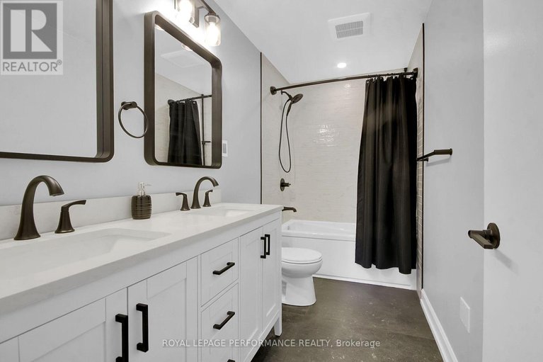 29638875/110-1770-cabaret-lane/fallingbrookpineridge/ottawa/ontario/K4A2G1_33