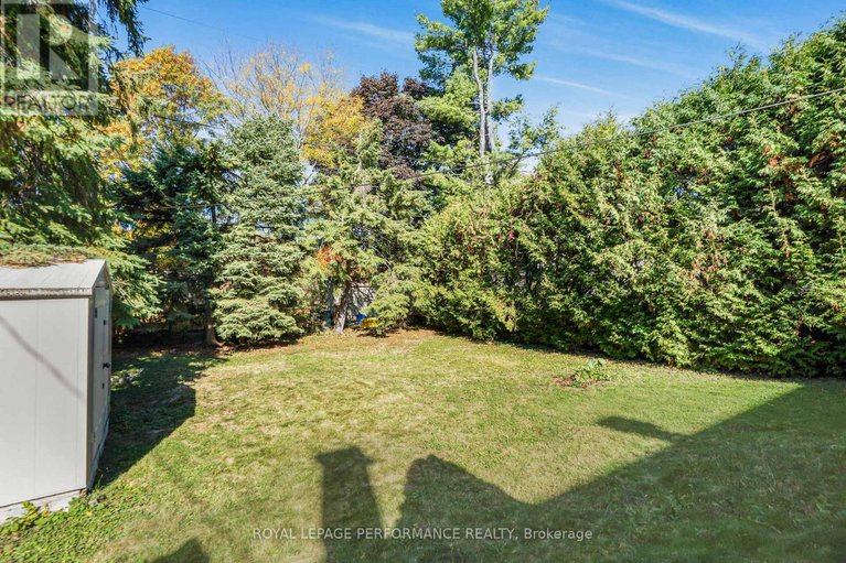 29004897/1315-kilborn-avenue/applewood-acres/ottawa/ontario/K1H6L2_27