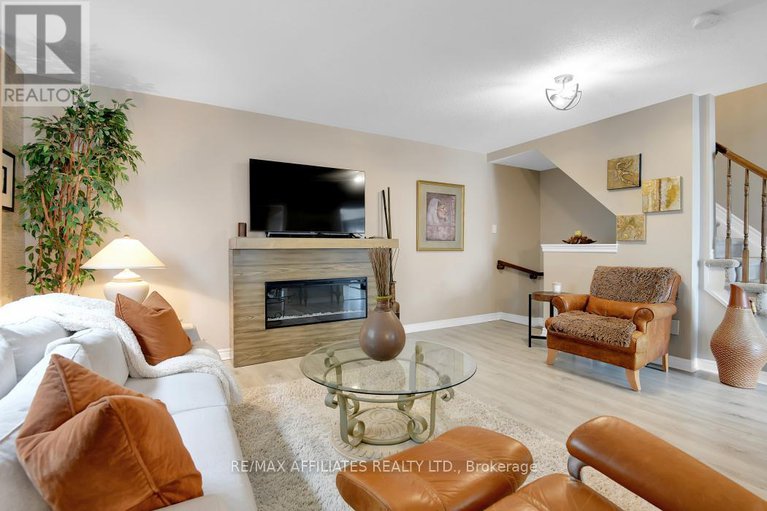 28134562/2618-baynes-sound-way/half-moon-bay/ottawa/ontario/K2J0X2_12