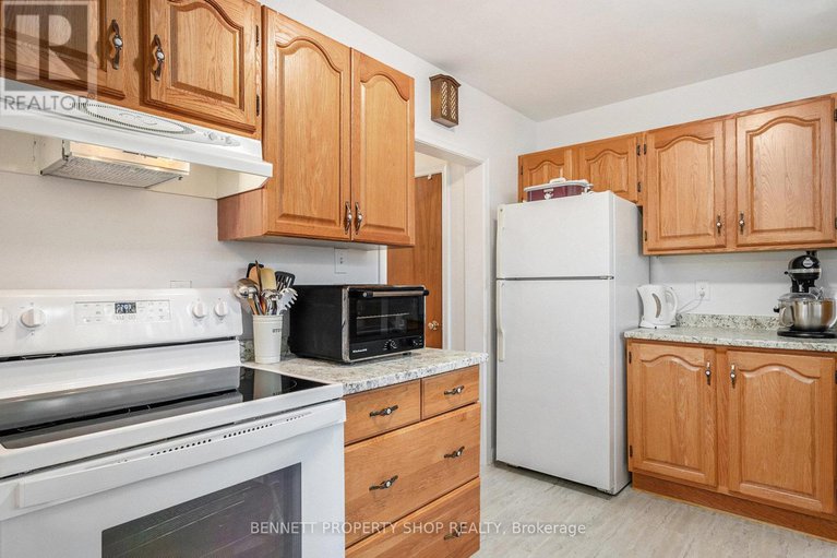 28914923/668-chapman-boulevard/elmvale-acres/ottawa/ontario/K1G1T6_6