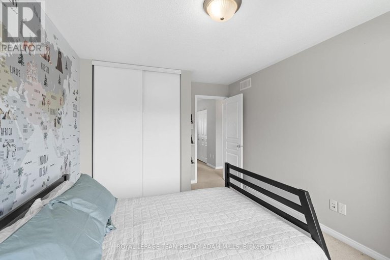 28591916/1543-carronbridge-circle/emerald-meadowstrailwest/ottawa/ontario/K2M0G8_31