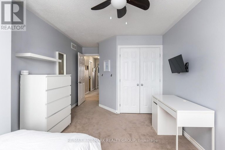 29569375/266-horseshoe-crescent/stittsville-north/ottawa/ontario/K2S0B7_20