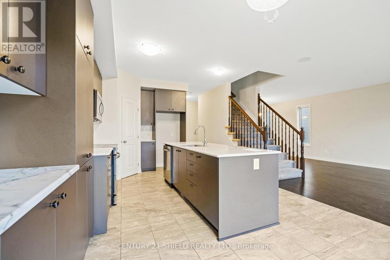 29043267/784-namur-street/embrun/russell/ontario/K0A1W0_19