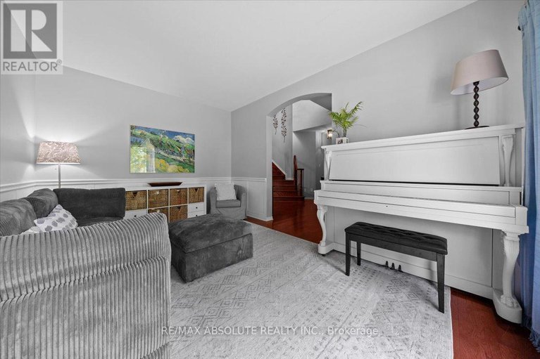 28515645/112-muskego-crescent/morgans-grantsouth-march/ottawa/ontario/K2W1H6_9