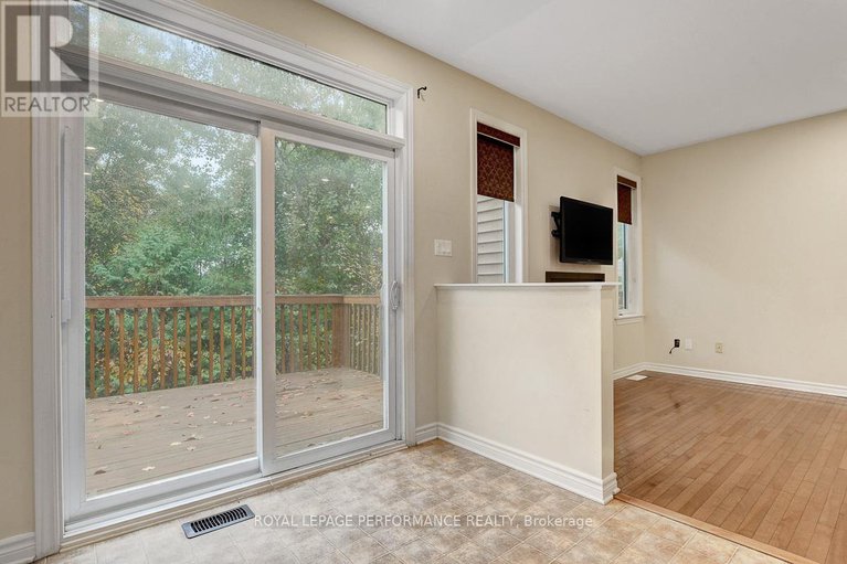 29033404/880-white-alder-avenue/blossom-parkkemp-parkfindlay-creek/ottawa/ontario/K1T0H4_14