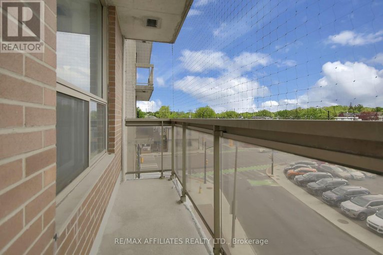 28339810/u303-200-lafontaine-avenue/vanier/ottawa/ontario/K1L8K8_17