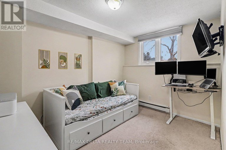 29388557/a-6704-jeanne-darc-boulevard/convent-glen-north/ottawa/ontario/K1C6E9_23