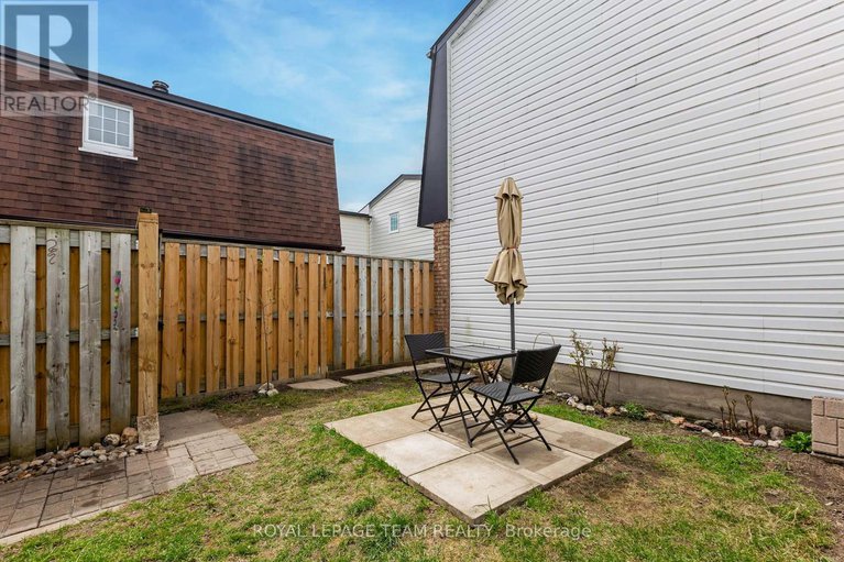 28283538/156-518-orkney-private/carleton-square/ottawa/ontario/K2C3M7_37