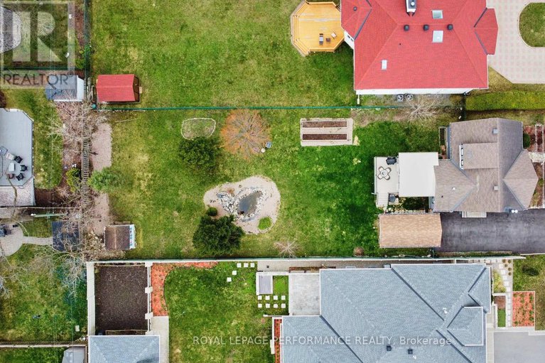 29348584/328-pleasant-park-road/alta-vistafaircrest-heights/ottawa/ontario/K1H5M8_27