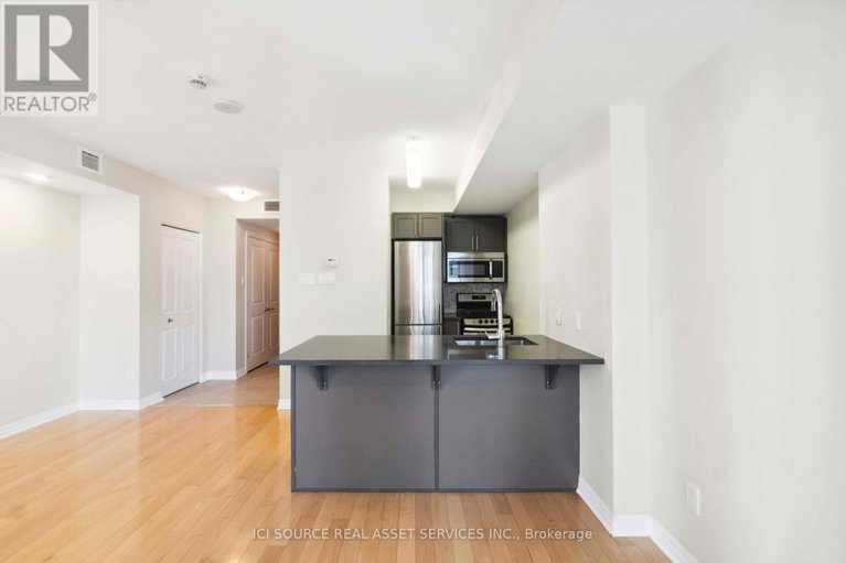 28506850/1708-195-besserer-street/sandy-hill/ottawa/ontario/K1N0B6_11