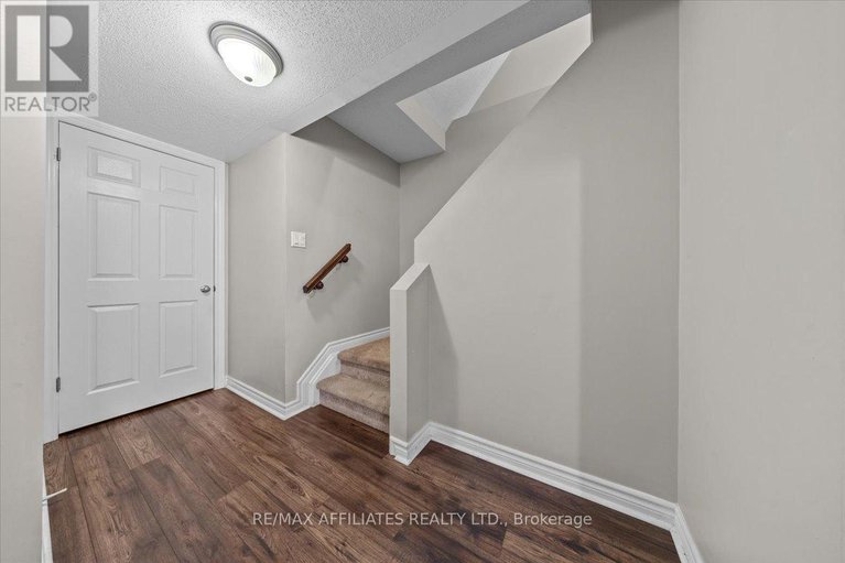 28378372/119-silvermoon-crescent/avalon-east/ottawa/ontario/K4A0P5_33
