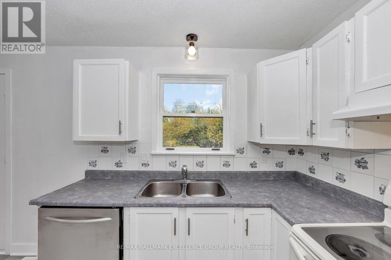 28937549/3031-marlin-road/north-grenville-twp-kemptville-south/north-grenville/ontario/K0G1J0_15