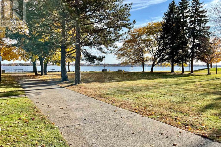 28933157/109-235-water-street-w/prescott/prescott/ontario/K0E1T0_13