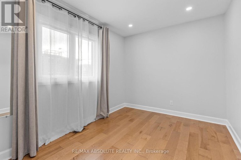 29124696/121-evelyn-avenue/ottawa-east/ottawa/ontario/K1S5K1_34