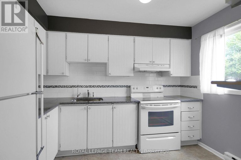 28816940/f-23-sonnet-crescent/westcliffe-estates/ottawa/ontario/K2H8W8_9
