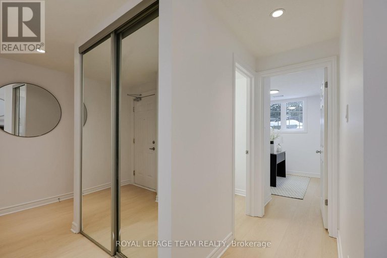 29232686/2-369-paseo-private/centrepointe/ottawa/ontario/K2G4N7_20