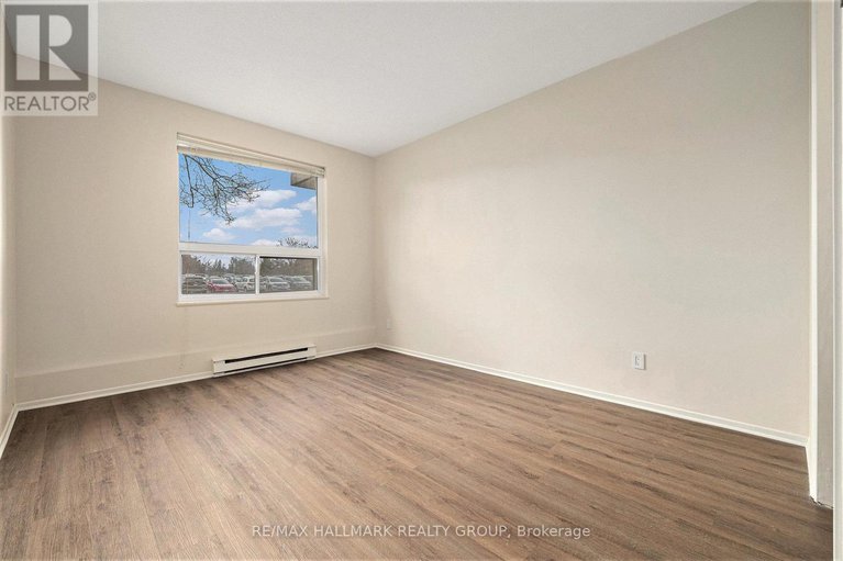 29015819/101-50-emmerson-avenue/mechanicsville/ottawa/ontario/K1Y4P7_14
