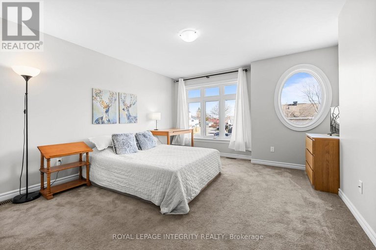 29655323/27-orange-blossom-private/blossom-parkleitrim/ottawa/ontario/K1T0M9_27