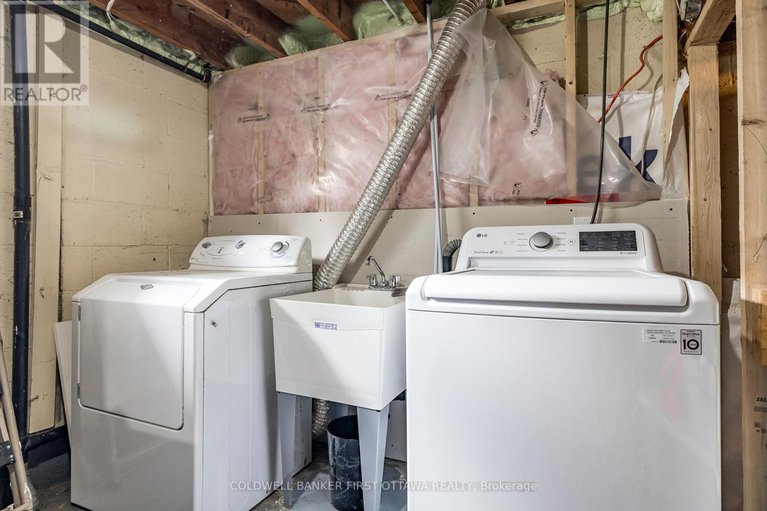 28584277/1-porter-street/stittsville-south/ottawa/ontario/K2S1P8_25