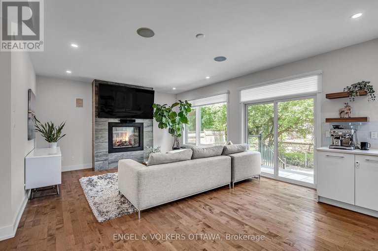 27931085/231-daniel-avenue/ottawa-westtunneys-pasture/ottawa/ontario/K1Y0C7_20