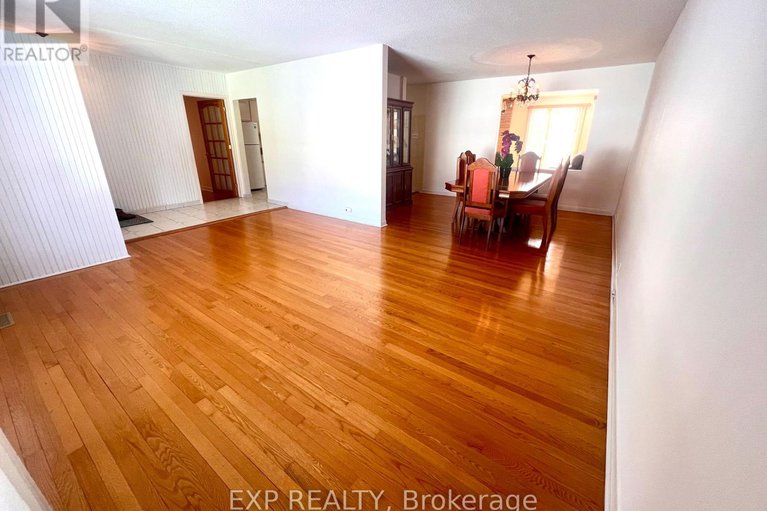 29285178/20-wallford-way/city-viewskylinefisher-heightsparkwood-hills/ottawa/ontario/K2E6B4_7