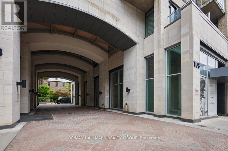 28488360/804-108-richmond-road/westborohampton-park/ottawa/ontario/K1Z0B3_2