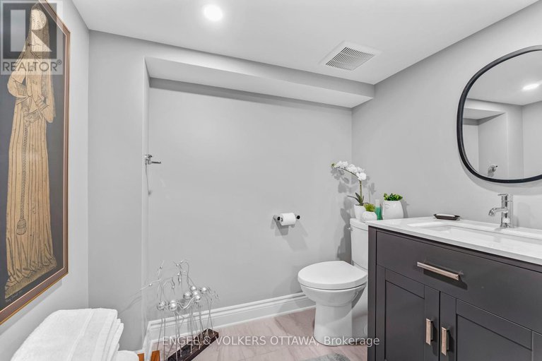 28985007/105-stanley-avenue/new-edinburgh/ottawa/ontario/K1M1N8_34