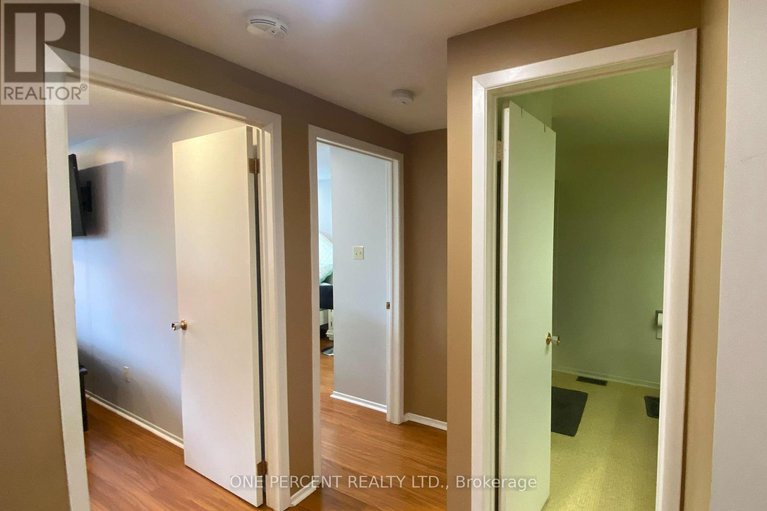 29208573/292-temby-private/hunt-club-parkgreenboro/ottawa/ontario/K1T2W2_11