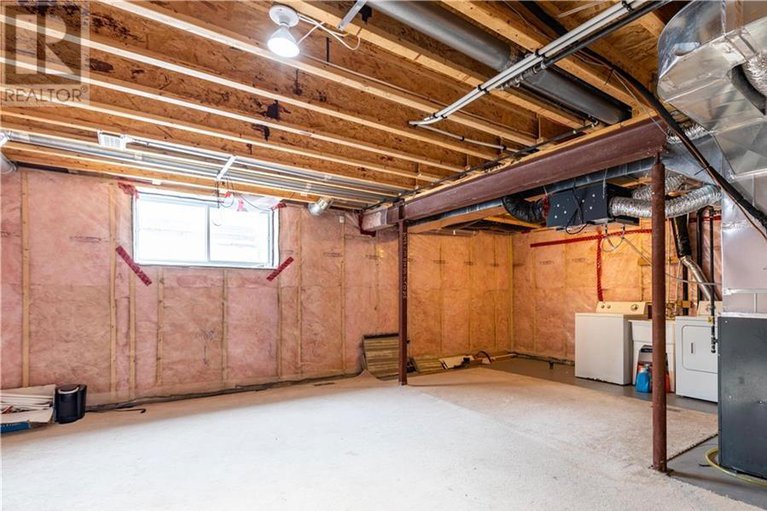 29057500/657-657-clearbrook-drive-n/strandherd/ottawa/ontario/K2J5S1_35