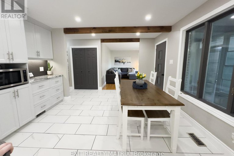 28926476/12187-county-road-3-road-w/winchester/north-dundas/ontario/K0C2K0_9