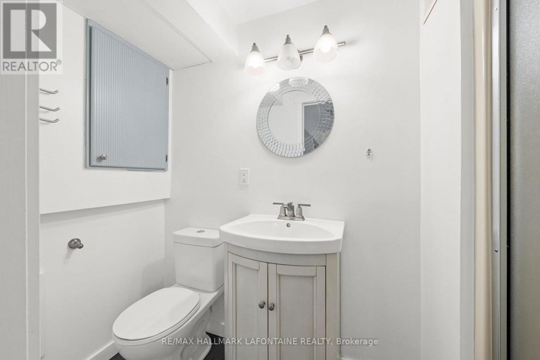 29082379/303-mockingbird-drive/chatelaine-village/ottawa/ontario/K1E2A4_30