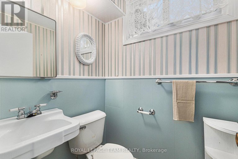 28989403/11-horner-drive/lakeview-park/ottawa/ontario/K2H5E6_21