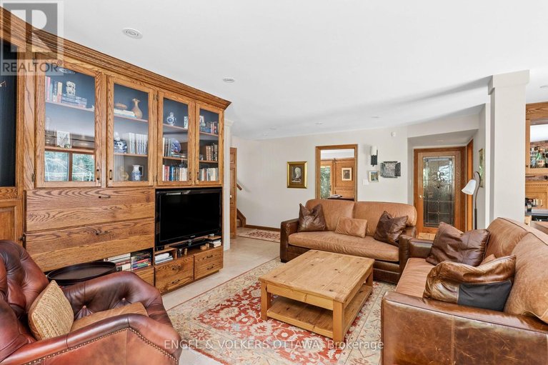 29614401/37-revol-road/merivale-gardens/ottawa/ontario/K2G0B8_25