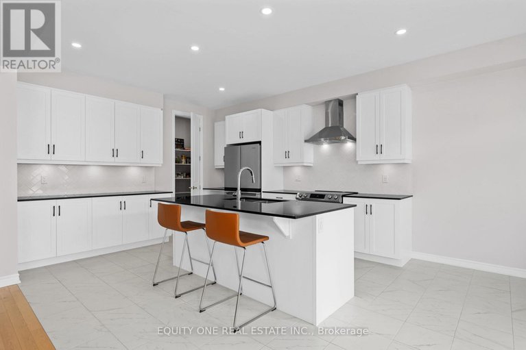 28801060/215-meynell-road/goulbourn-twp-from-franktown-rdsouth-to-rideau/ottawa/ontario/K0A2Z0_12