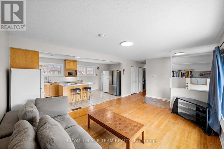 29660609/50-hilliard-avenue/city-viewskylinefisher-heightsparkwood-hills/ottawa/ontario/K2E6C1_9