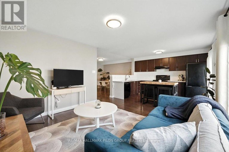 28557149/129-sunshine-crescent/notting-hillsummerside/ottawa/ontario/K4A0V3_10