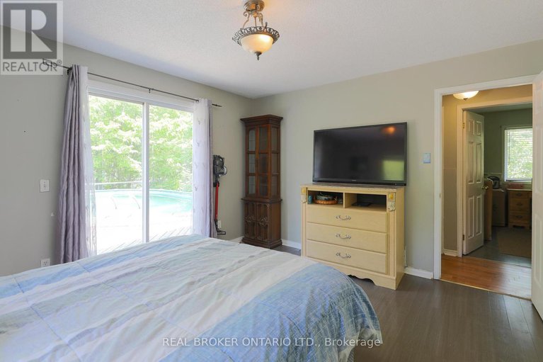 28422588/30-kingfisher-crescent/north-grenville-twp-kemptville-east/north-grenville/ontario/K0G1J0_18
