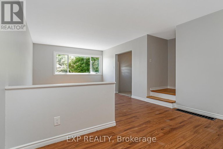 28622676/1303-coldrey-avenue/carlington/ottawa/ontario/K1Z7P6_13