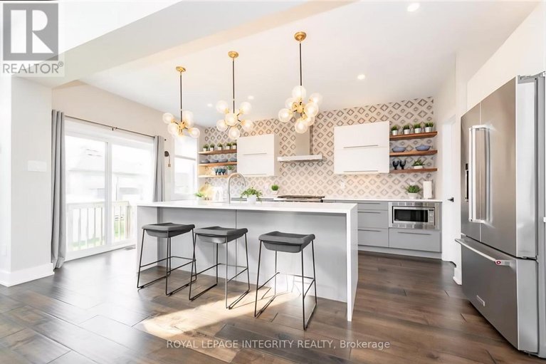 29443241/332-haliburton-heights-s/emerald-meadowstrailwest/ottawa/ontario/K2V0G1_24