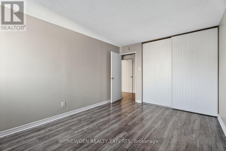 28969103/915-1505-baseline-road/copeland-park/ottawa/ontario/K2C3L4_19