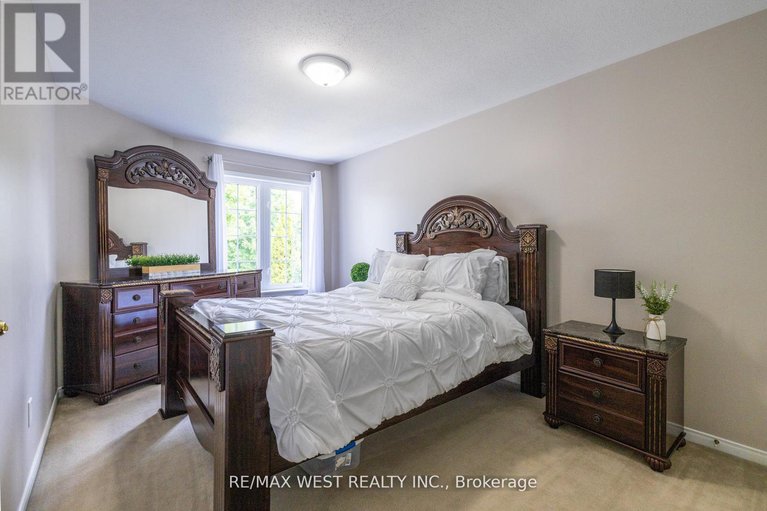28894657/214-castlegarth-crescent/stonebridge/ottawa/ontario/K2J5N6_13