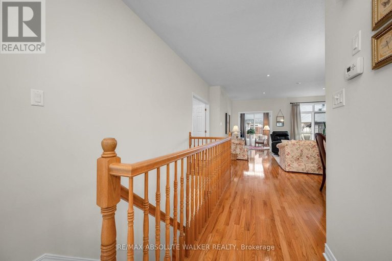 29633386/831-scala-avenue/notting-hillsummerside/ottawa/ontario/K4A4M2_5