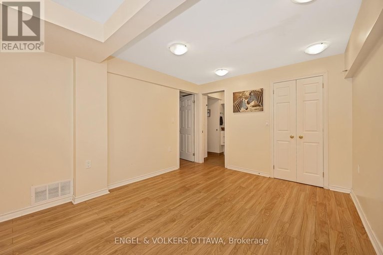 29610476/791-rock-road/north-grenville-twp-kemptville-south/north-grenville/ontario/K0G1S0_20